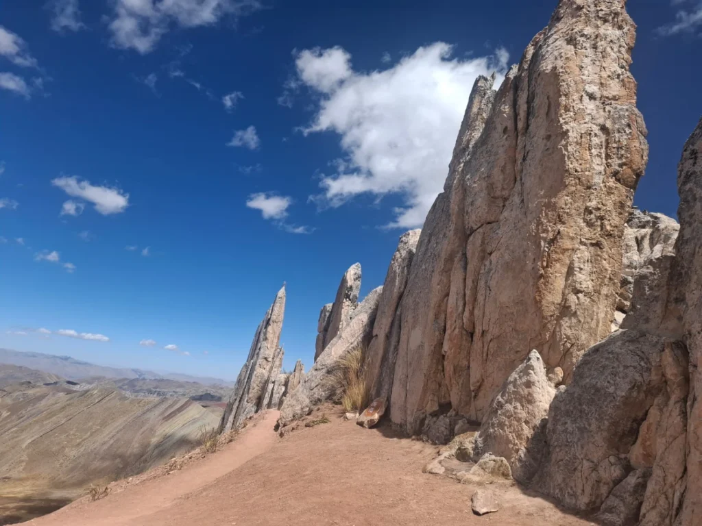 Paisaje de la Montaña Palccoyo