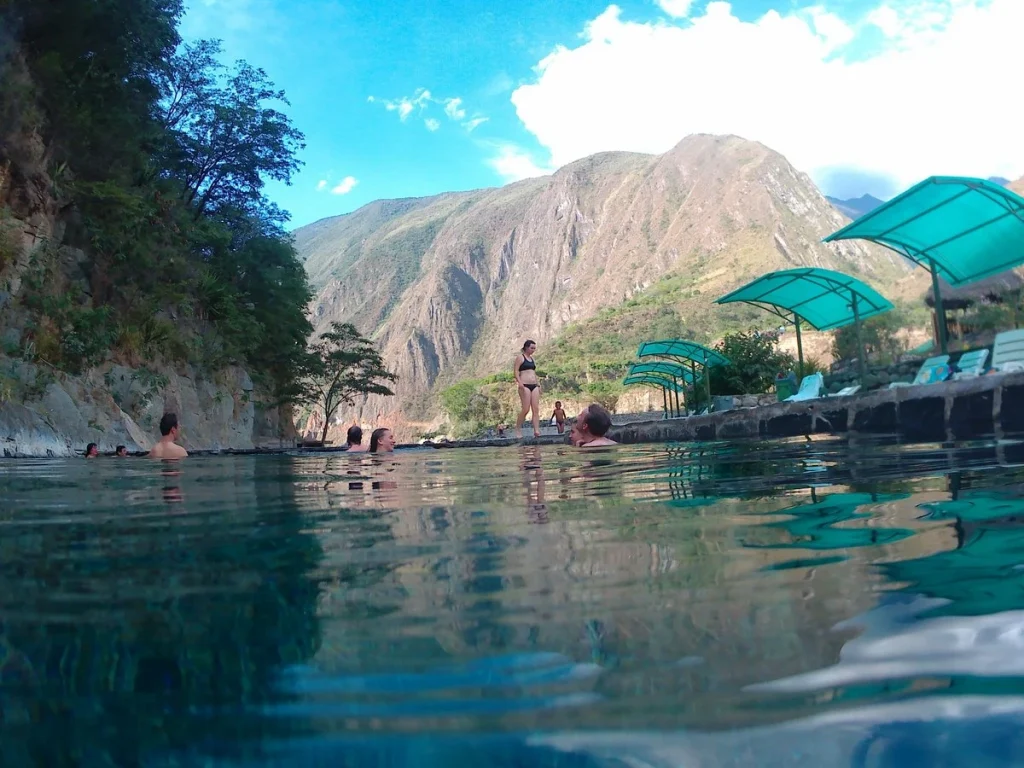 How do you get to Cocalmayo from Cusco