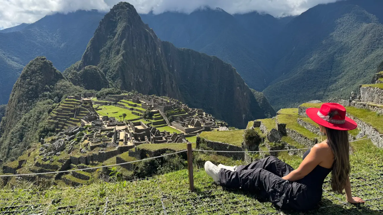 Machu Picchu Tour by Train – 2 Days